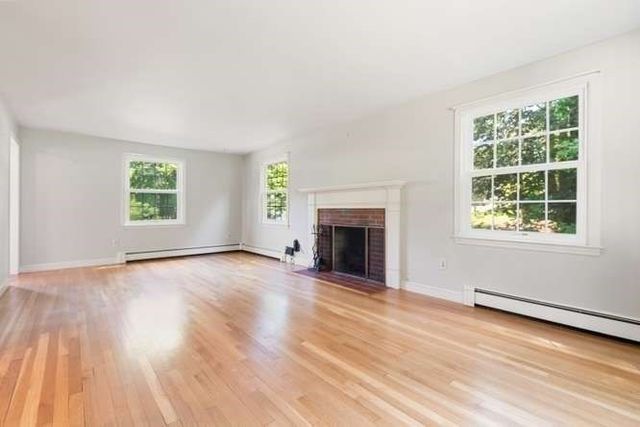 6 Conestoga Rd, Lexington, MA 02421