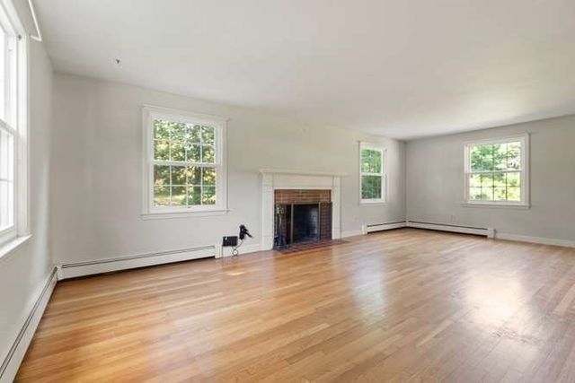 6 Conestoga Rd, Lexington, MA 02421