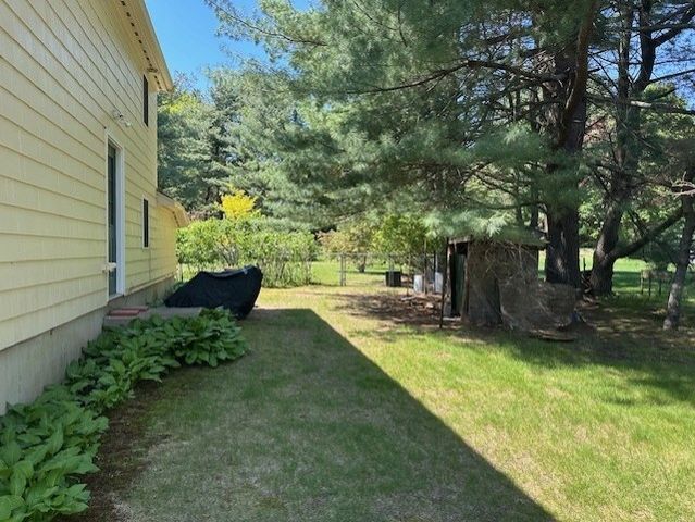 6 Conestoga Rd, Lexington, MA 02421