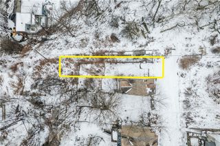 1900 Lithgow Avenue, Perry Hilltop, PA 15214