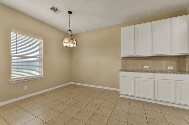 3102 Cambridge Meadows Ln, Dickinson, TX 77539