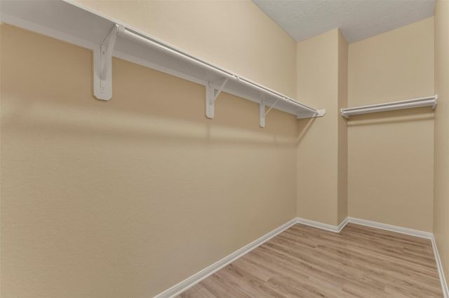3102 Cambridge Meadows Ln, Dickinson, TX 77539