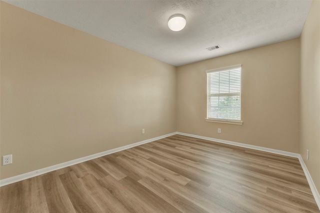 3102 Cambridge Meadows Ln, Dickinson, TX 77539