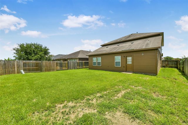 3102 Cambridge Meadows Ln, Dickinson, TX 77539