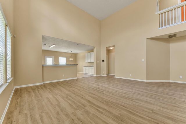 3102 Cambridge Meadows Ln, Dickinson, TX 77539