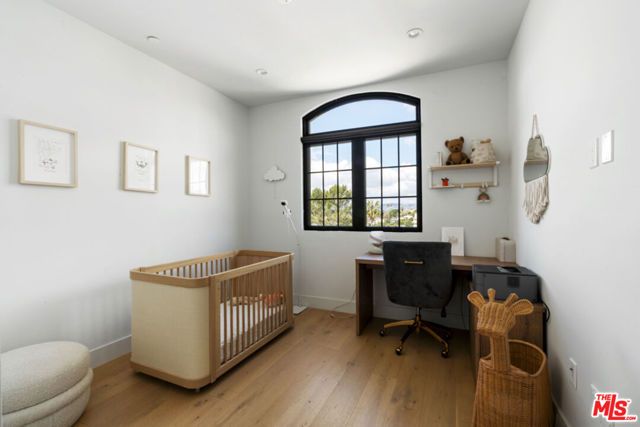 738 Parkman Avenue, Los Angeles, CA 90026