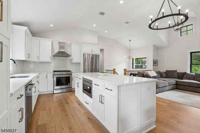 56 Brown Ave, Butler Boro, NJ 07405