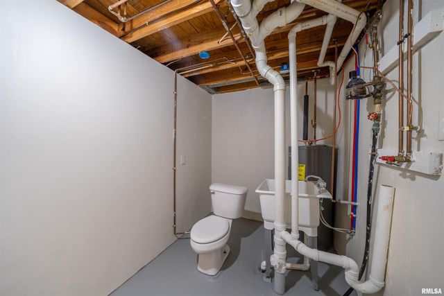 320 LAWNDALE Avenue, Creve Coeur, IL 61610