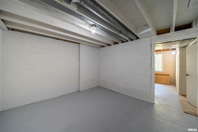 320 LAWNDALE Avenue, Creve Coeur, IL 61610