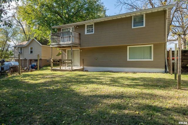 320 LAWNDALE Avenue, Creve Coeur, IL 61610