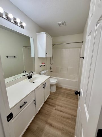 309 Catherine Street, Joshua, TX 76058