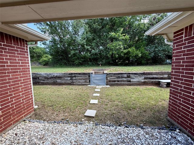 309 Catherine Street, Joshua, TX 76058