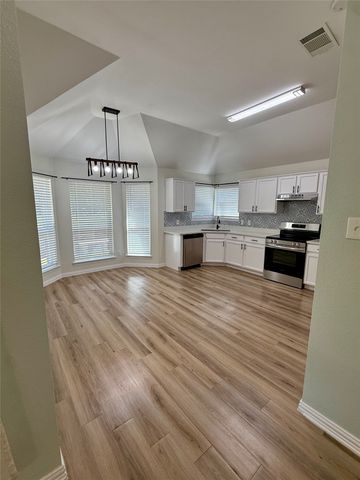 309 Catherine Street, Joshua, TX 76058