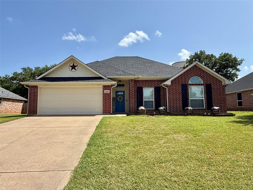 309 Catherine Street, Joshua, TX 76058