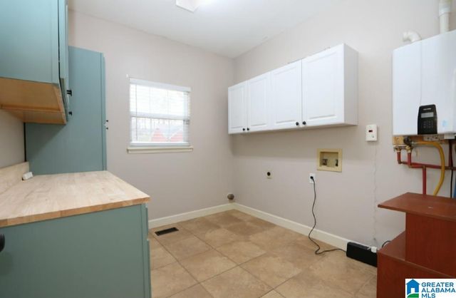 2031 ARROWHEAD DRIVE, Sylacauga, AL 35150