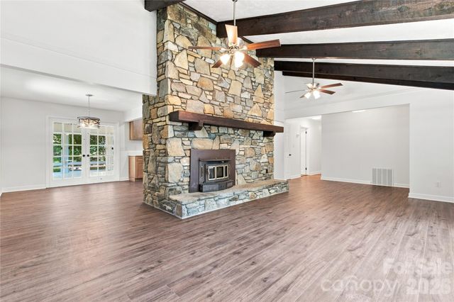 37 Guffey Mountain Road, Fairview, NC 28730