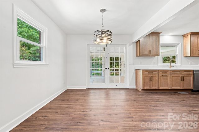 37 Guffey Mountain Road, Fairview, NC 28730