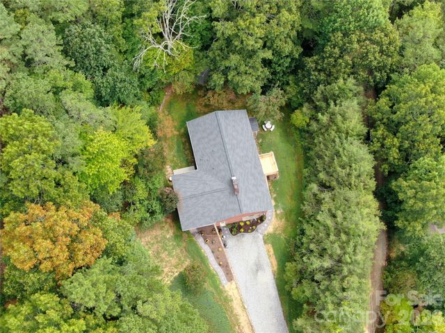 37 Guffey Mountain Road, Fairview, NC 28730