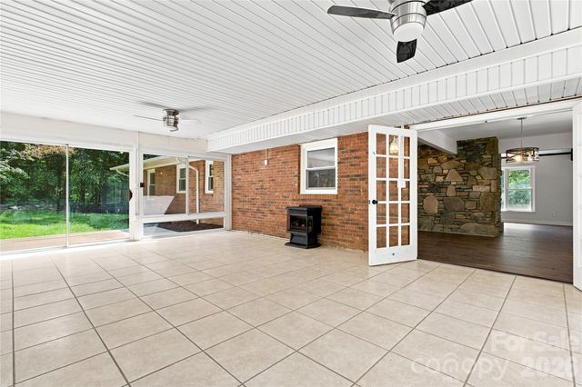 37 Guffey Mountain Road, Fairview, NC 28730