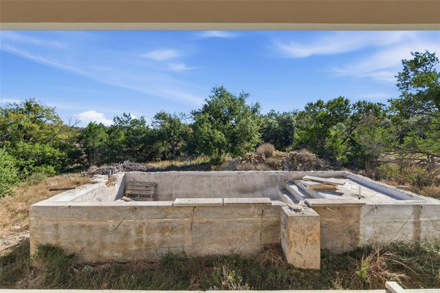 1742 Paradise PKWY, Canyon Lake, TX 78133