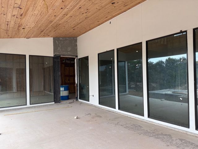 1742 Paradise PKWY, Canyon Lake, TX 78133