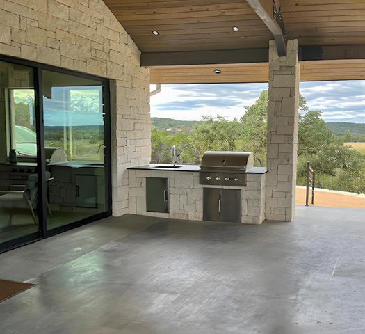 1742 Paradise PKWY, Canyon Lake, TX 78133