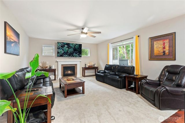 7911 49th Street NE, Marysville, WA 98270