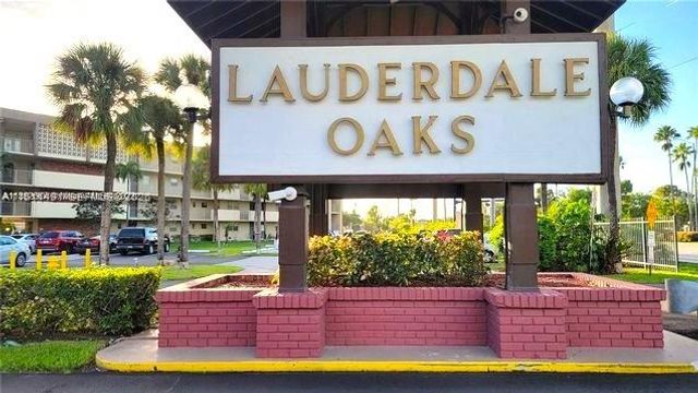 2901 NW 47th Terrace 344B, Lauderdale Lakes, FL 33313