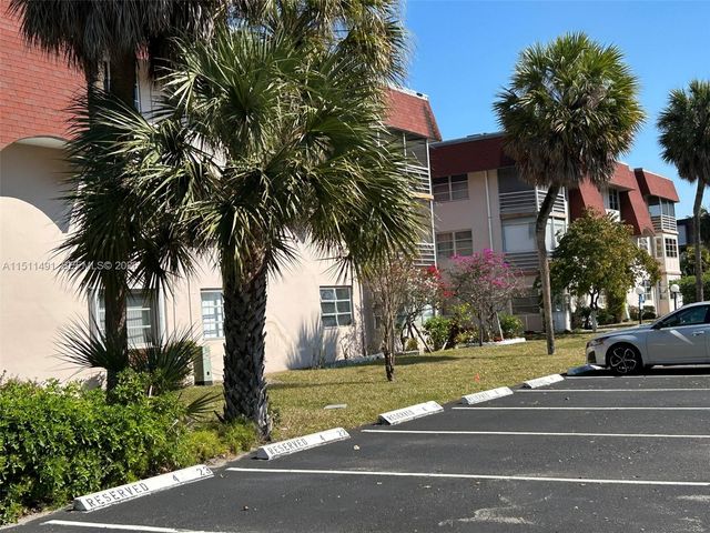 2901 NW 47th Terrace 344B, Lauderdale Lakes, FL 33313