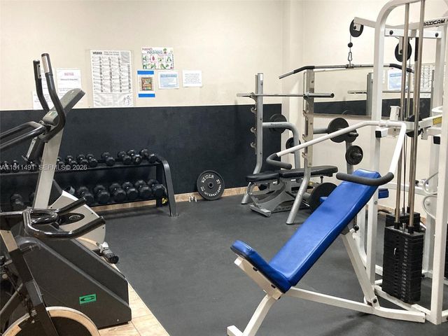 2901 NW 47th Terrace 344B, Lauderdale Lakes, FL 33313
