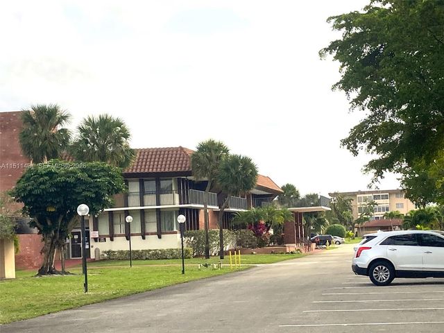 2901 NW 47th Terrace 344B, Lauderdale Lakes, FL 33313