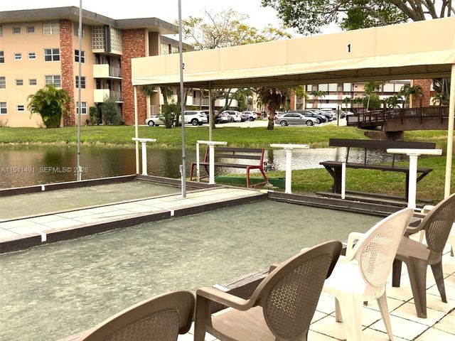 2901 NW 47th Terrace 344B, Lauderdale Lakes, FL 33313