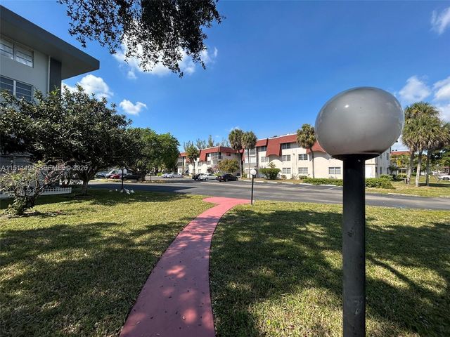 2901 NW 47th Terrace 344B, Lauderdale Lakes, FL 33313