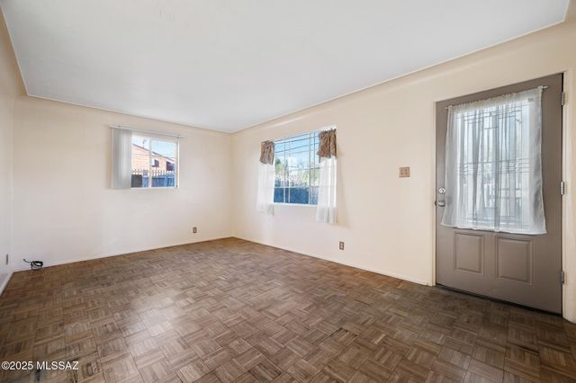 2601 N Calle De Romy, Tucson, AZ 85712