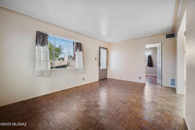 2601 N Calle De Romy, Tucson, AZ 85712