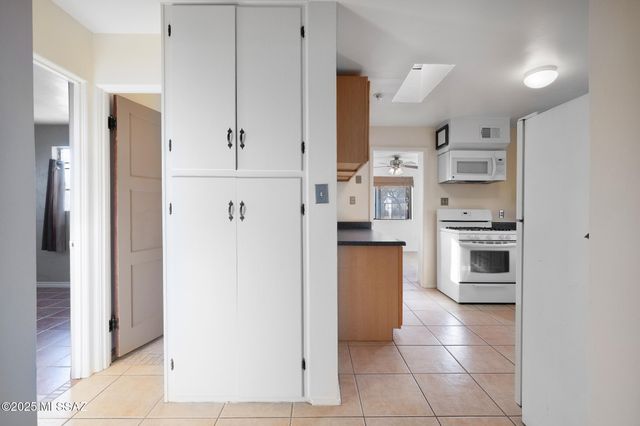 2601 N Calle De Romy, Tucson, AZ 85712