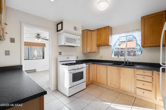 2601 N Calle De Romy, Tucson, AZ 85712