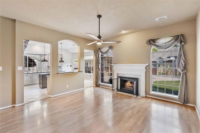 3819 Echo Mountain Drive, Houston, TX 77345