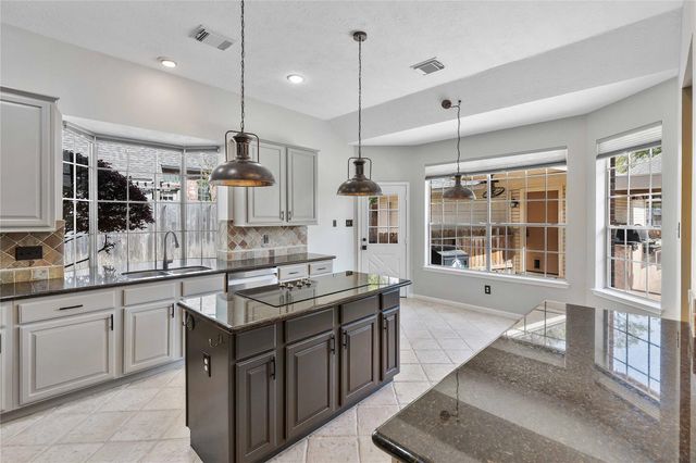 3819 Echo Mountain Drive, Houston, TX 77345