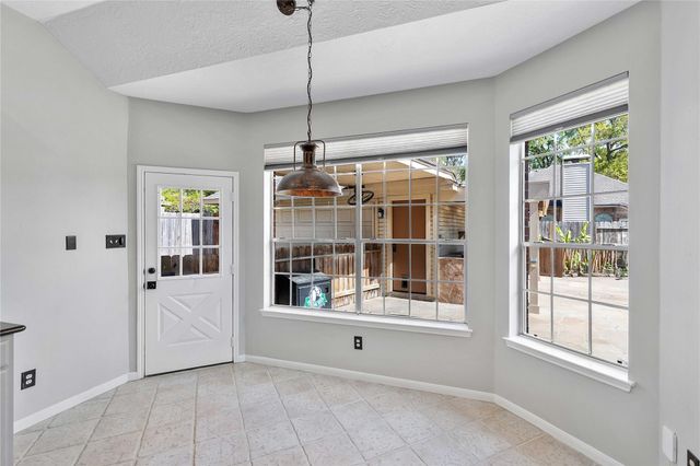 3819 Echo Mountain Drive, Houston, TX 77345