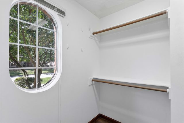 3819 Echo Mountain Drive, Houston, TX 77345