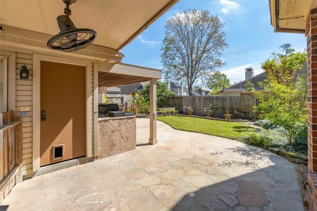 3819 Echo Mountain Drive, Houston, TX 77345