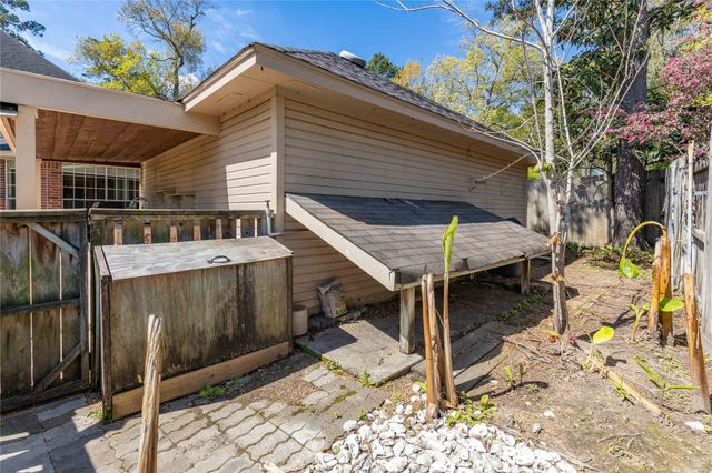 3819 Echo Mountain Drive, Houston, TX 77345