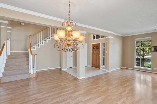 3819 Echo Mountain Drive, Houston, TX 77345