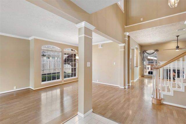 3819 Echo Mountain Drive, Houston, TX 77345