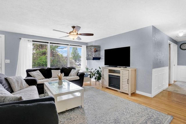 94 Cora Ave, Chicopee, MA 01013