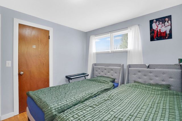 94 Cora Ave, Chicopee, MA 01013