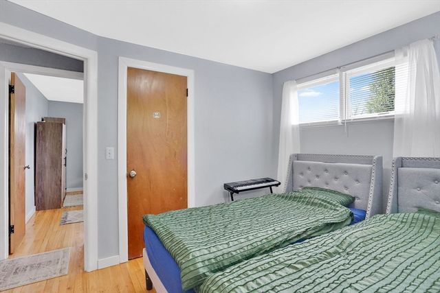 94 Cora Ave, Chicopee, MA 01013