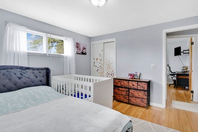 94 Cora Ave, Chicopee, MA 01013