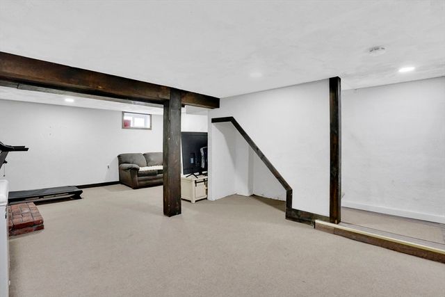 94 Cora Ave, Chicopee, MA 01013